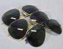3 par solglasögon, Ray-Ban