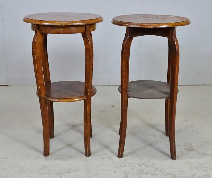 2 st piedestaler, liknande typ, 1900-tal