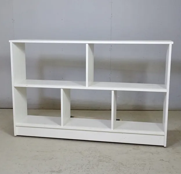 Hylla, snickeriarbete, 2000-tal