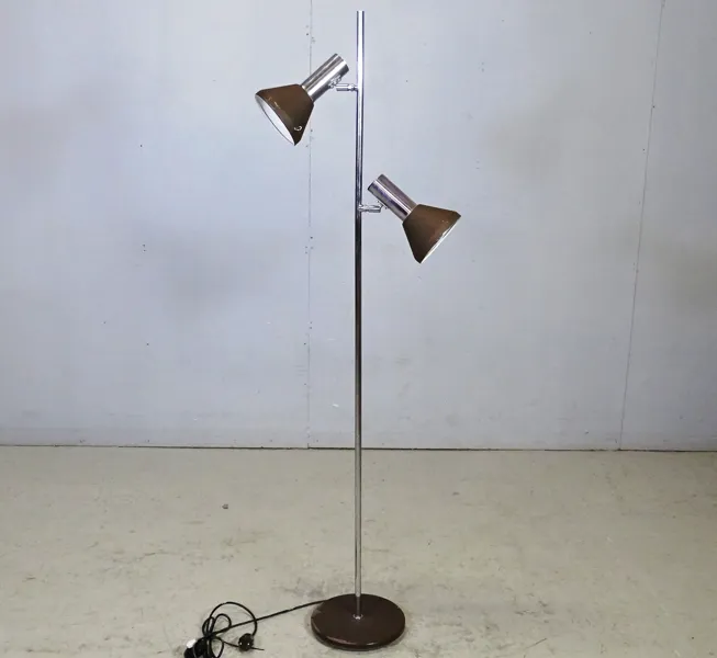 Golvlampa, metall, 2 ljuspunkter