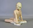 Figurin "Sittande kvinna" Wallendorf, Tyskland, 1900-tal