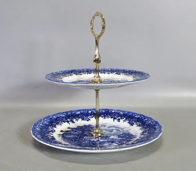 Etagekakfat "Country style" Staffordshire, England, 1900-tal