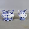 Sockerskål samt gräddsnipa, Musselmalet, helblond 1112 och 1031, Royal Copenhagen, Danmark