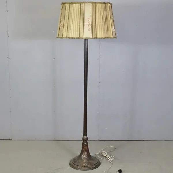 Golvlampa, Jugend, 1900-talets början