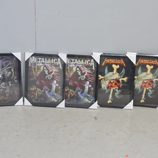 2+2+1 st. 3-D-tavla, "Metallica samt snarlikt motiv"