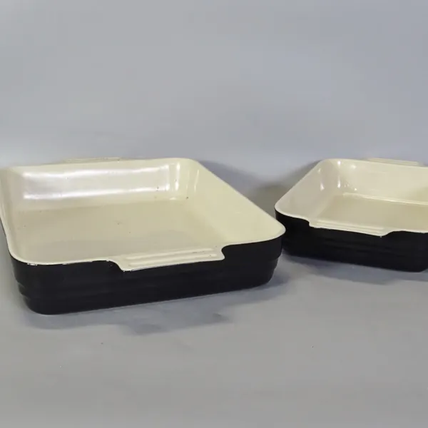 2 st. ugnsformar, Le Creuset, Frankrike, 1900-talets senare del