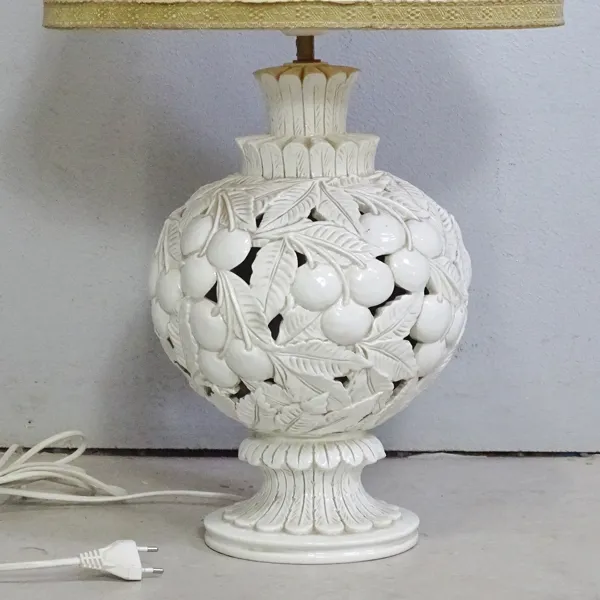 Bordslampa, troligen Italien, 1900-tal
