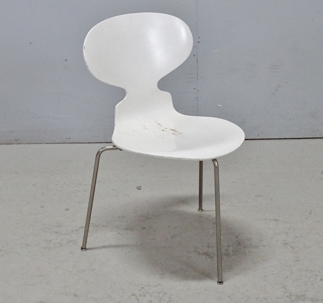 Stol Myran Arne Jacobsen för Fritz Hansen, Danmark