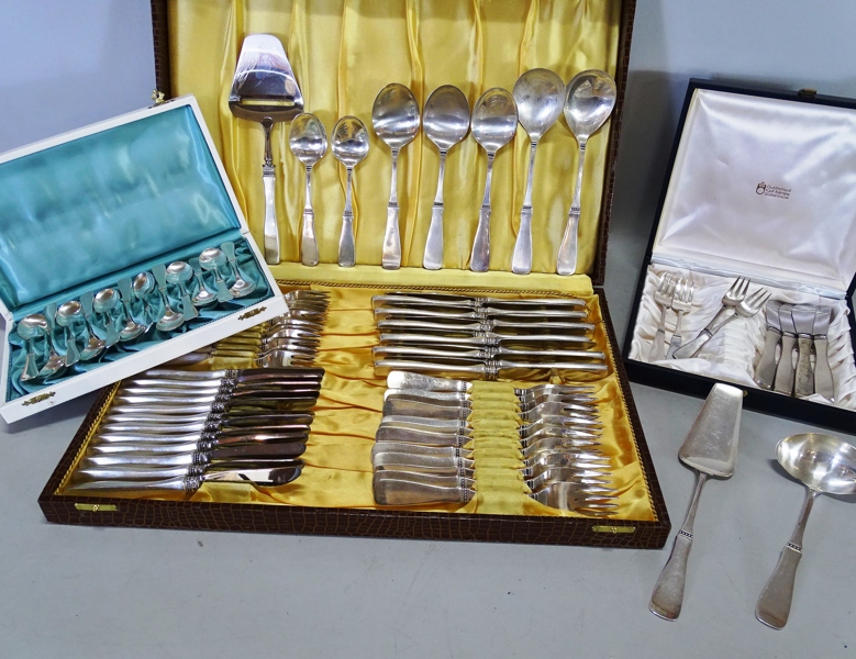 Bestick, silver, 78 delar "Uppsala" total vikt ca 3250 g