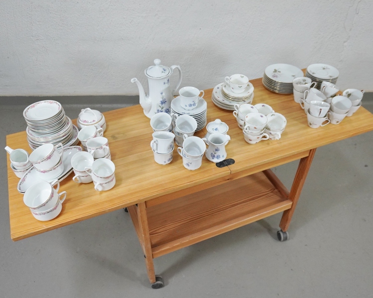 Parti kaffeservisdelar, olika fabrikat