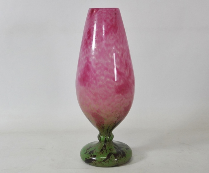 Glasvas, oidentifierad konstnär, 1900-tal