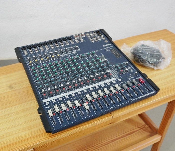 Mixerbord, analogt, Yamaha