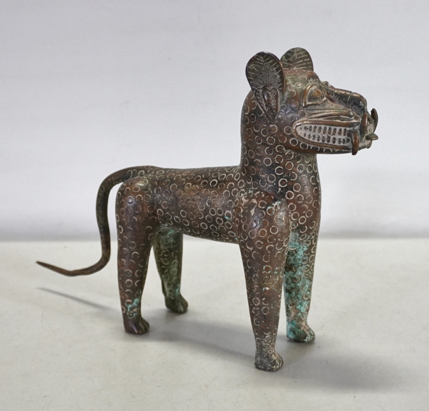 Skulptur, brons "hund"