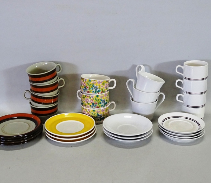 Diverse kaffe & tekoppar, 14 delar