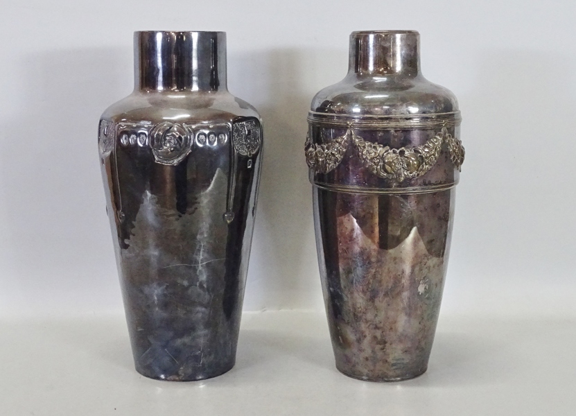 2 st vaser, metall, 1900-tal