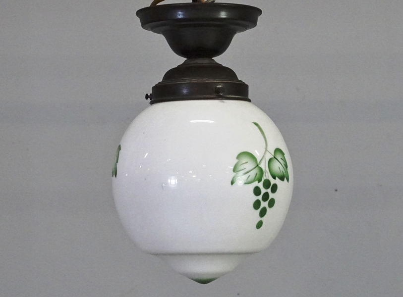 Taklampa, glaskupa, 1900-tal