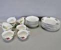 8 st. kaffekopp med fat samt 10 st. assietter, Gustavsberg, 1900-talets mitt