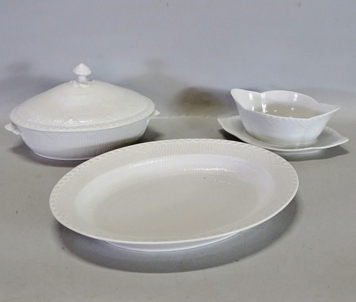 Serveringsfat, såssnipa samt karott, Royal Copenhagen, Danmark