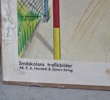 2 st. skolplanscher "NTF´s Trafiksignaler och Småskolans trafikbilder, 1969 samt 1945