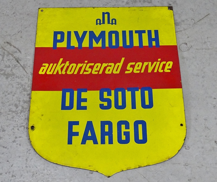Plåtskylt, "Plymouth auktoriserad service"