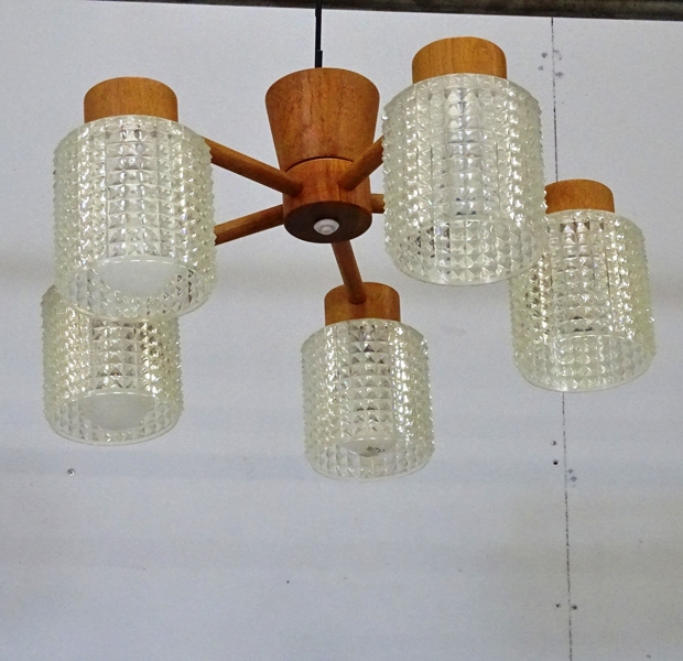 Taklampa, teak, 1900-tal