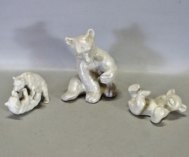3 st figuriner "björnar"