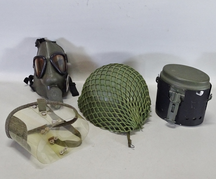 Diverse militär, 4 delar