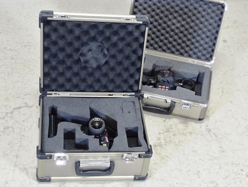 Handkontroll i case, Sanwa M12