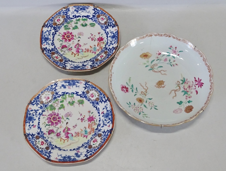 2+1 prydnadstallrikar, orientaliska, Kina, 1900-tal