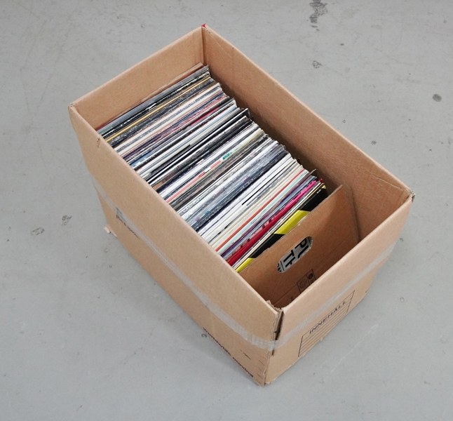 Parti vinylskivor, mestadels Maxi, blandade genrer