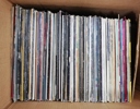 Parti vinylskivor, mestadels Maxi, blandade genrer