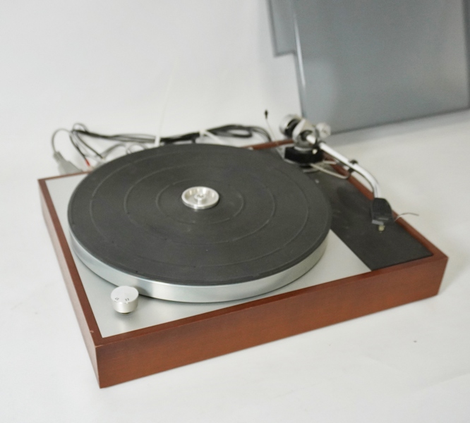 Vinylspelare, Thorens