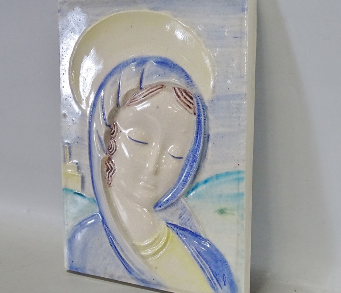 Relief "Jungfru Maria" Goldscheider, Österike, 1900-tal