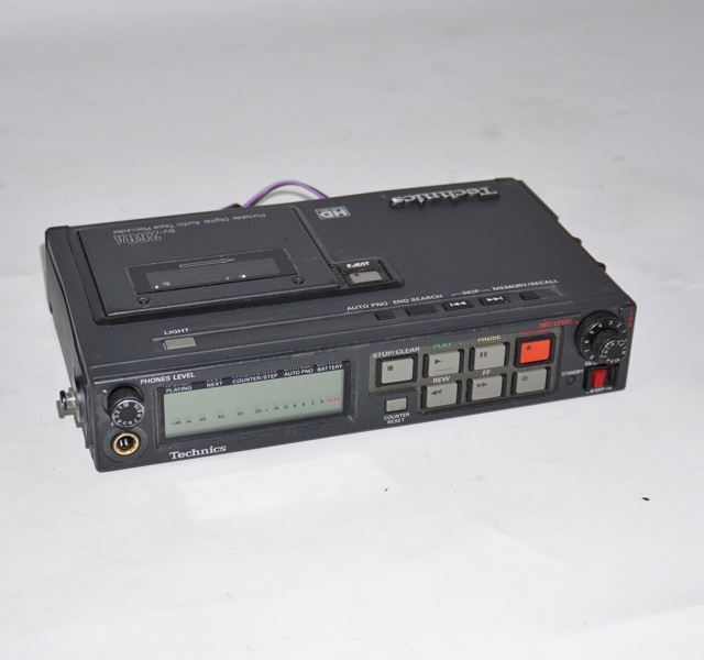 Bärbar DAT- spelare, Technics
