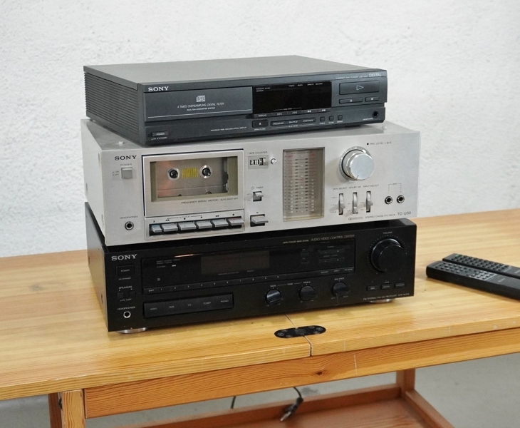 Stereodelar, Sony