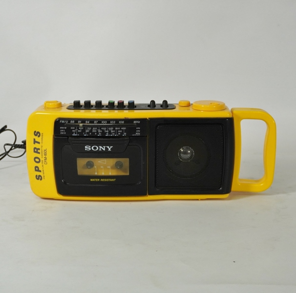 Radio med kassettbandspelare, Sony