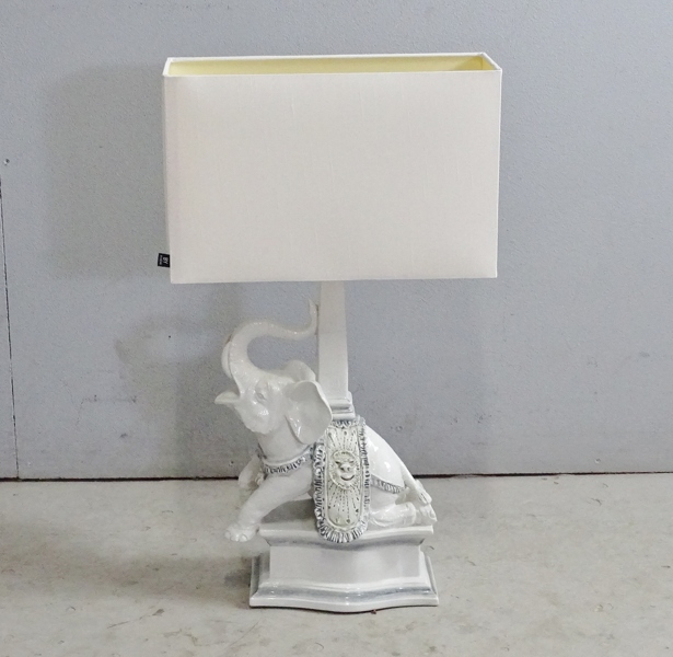 Bordslampa "Elefant" för Nordiska Kompaniet, 1900-tal