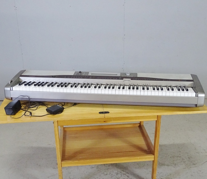 Keyboard/digitalpiano, Casio "Privia" PX-400R