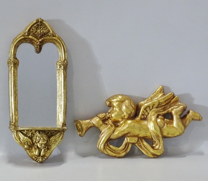 Väggspegel samt väggskulptur, 2000-tal