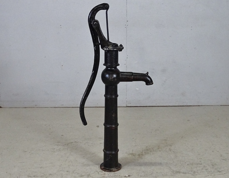 Gårdspump, gjutjärn