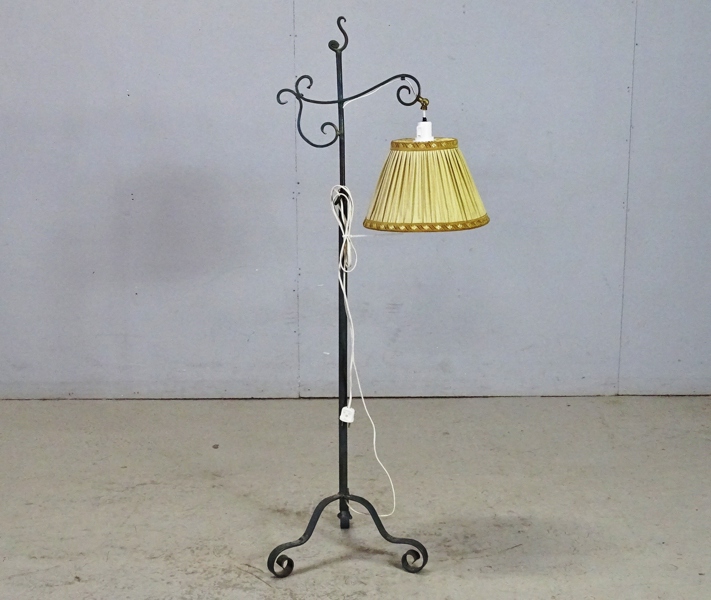 Golvlampa, smide, 1900-tal