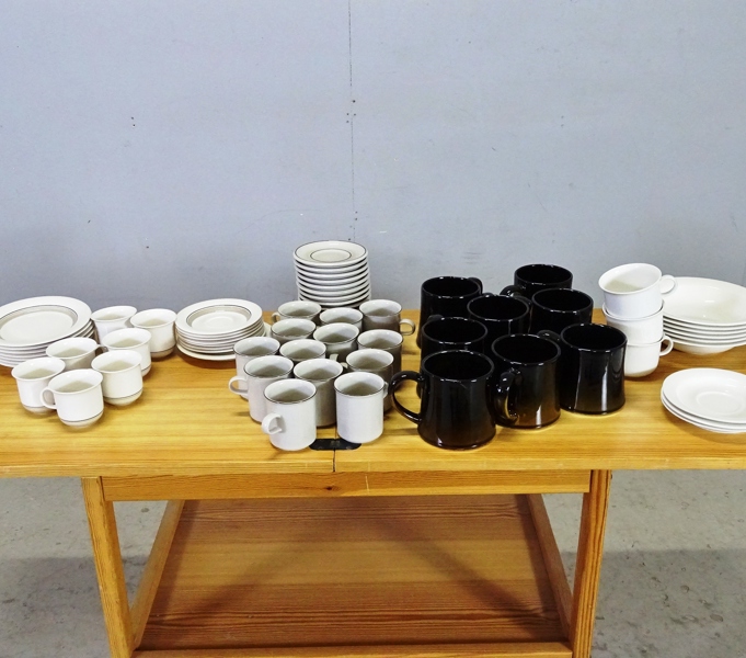 Parti udda servisdelar, Arabia, Finland