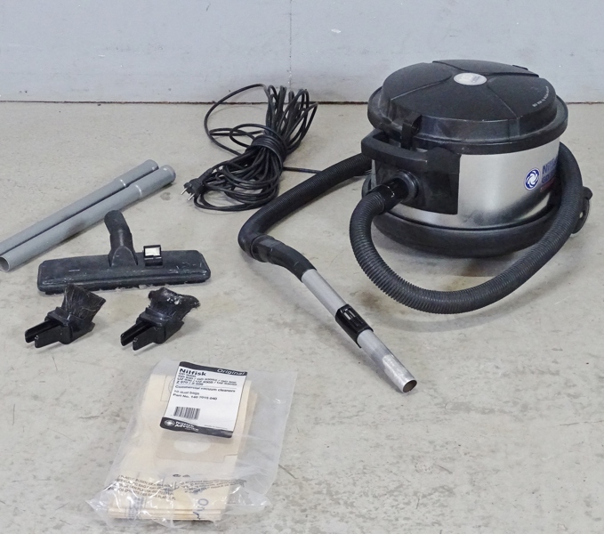 Dammsugare, Nilfisk "puck"