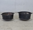 2 st grytor/krukor, gjutjärn
