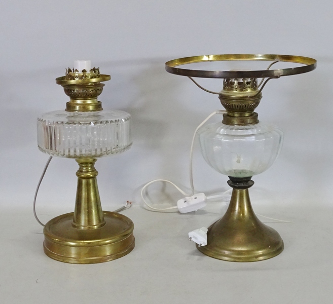 2 st omarbetade fotogenlampor