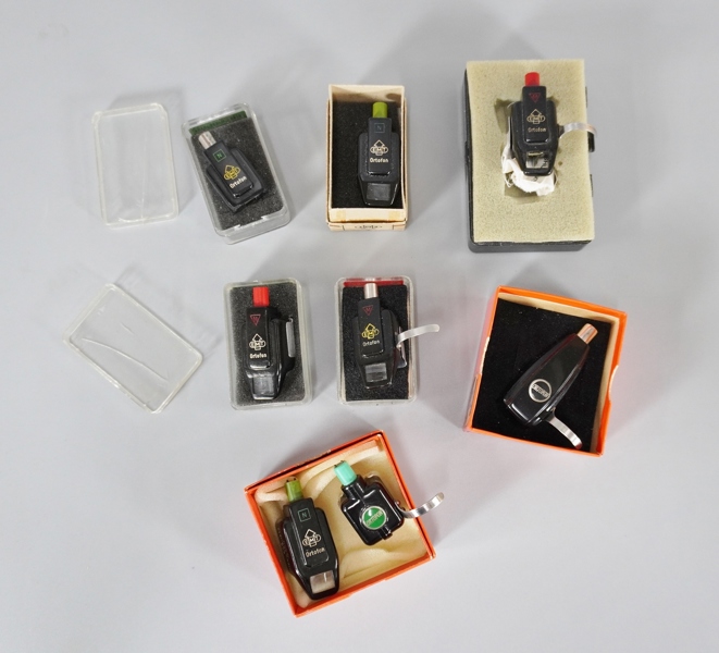 8 st pickuper, Ortofon