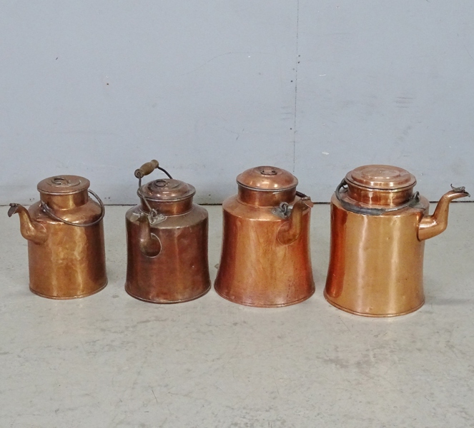 4 st. kopparkannor, 18/1900-tal