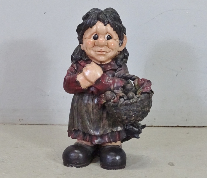 Trädgårdsfigur, "Trollgumma" Victoria design, 1900*-tal