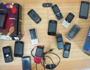 Parti mobiltelefoner, olika fabrikat