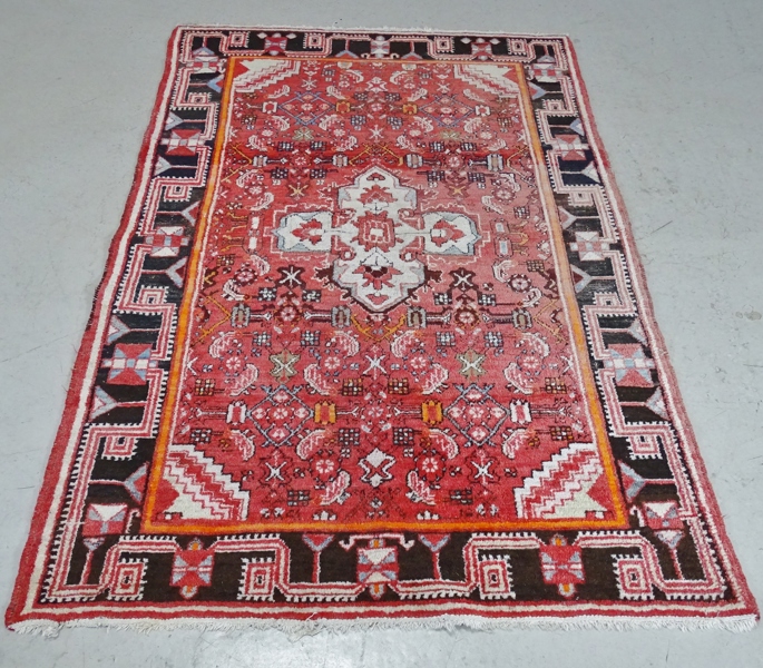 Handknuten matta orientalisk, 1900-tal